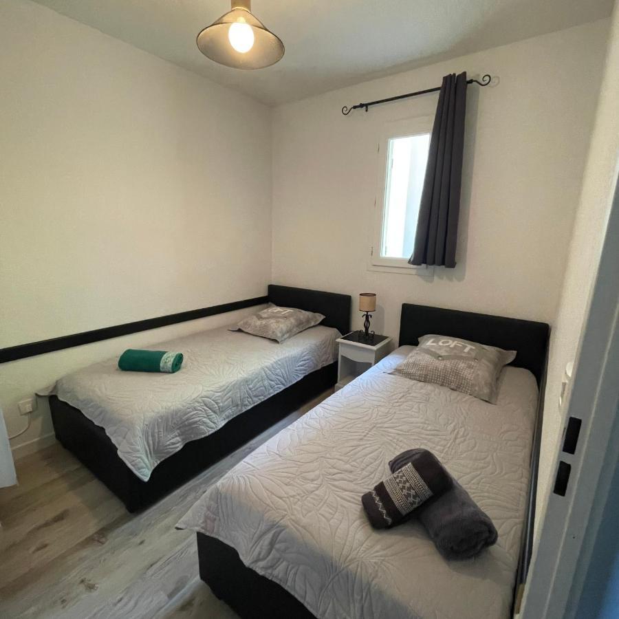 Maison Plain Pied Avec Climatisation Dans Une Residence Privee Avec Piscine Saint-Saturnin-lès-Avignon Zewnętrze zdjęcie